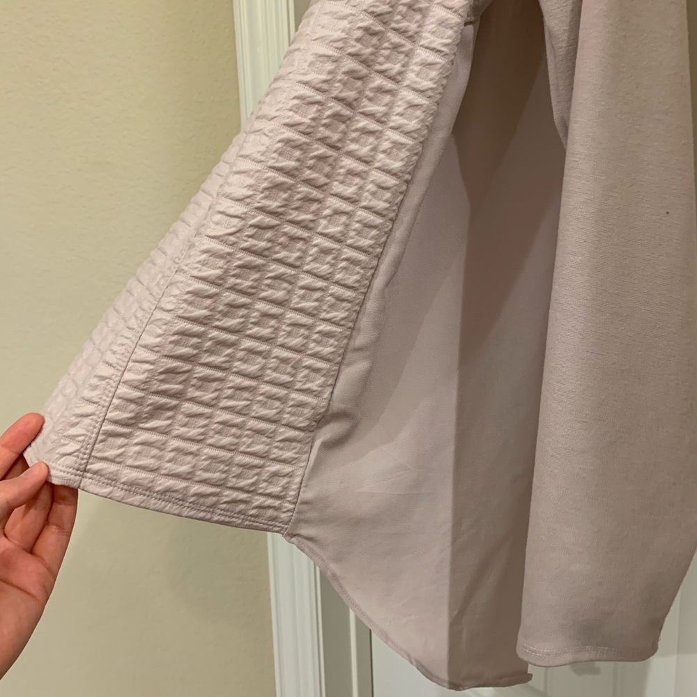 Sweater - Picture 2 of 6
